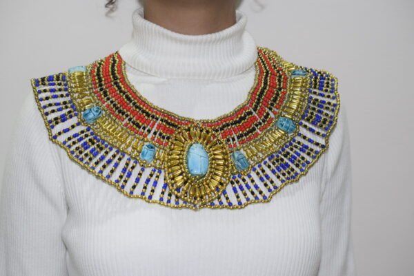 Queen cleopatra style souvenir necklace.