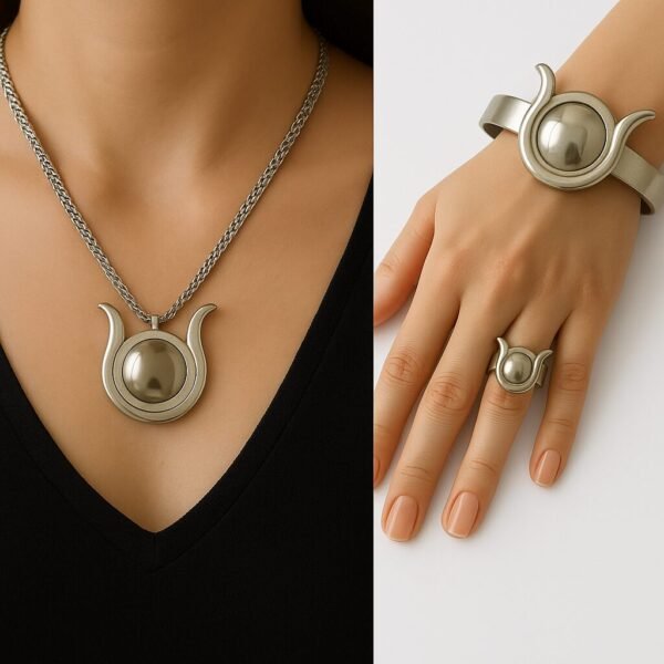 Amulet Isis, Hathor, The Sun goddess 925 Silver Necklace, Bracelet or Ring.